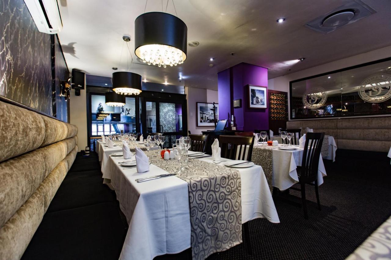 Cape Town Lodge Hotel Hotel