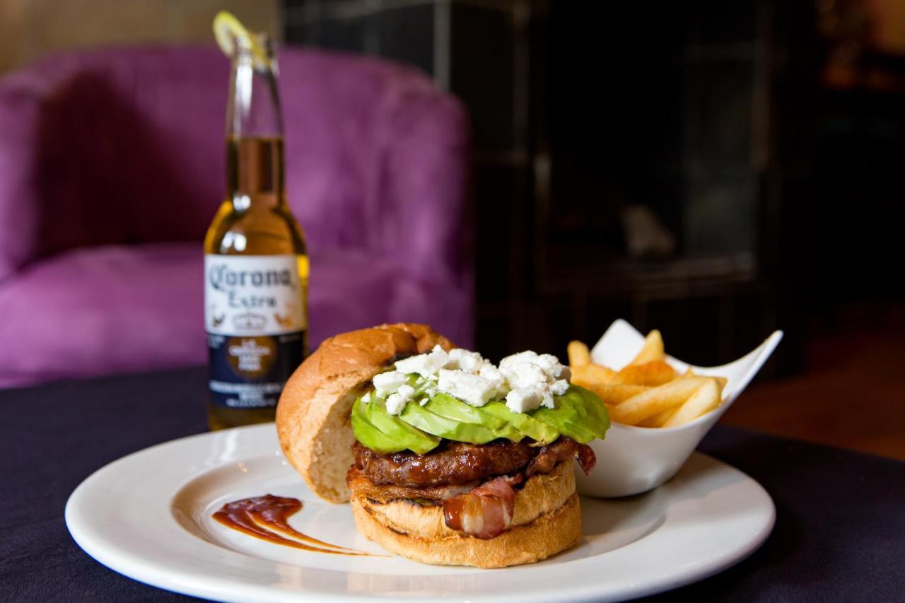 Cape Town Lodge Hotel 4*